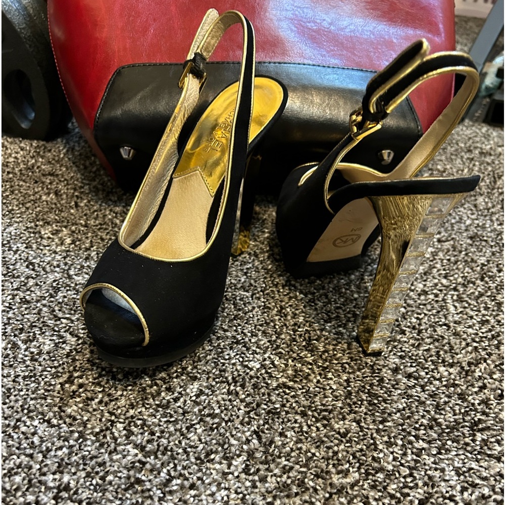 Michael Kors heels. Size 6